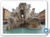 Another view of Bernini's fountain