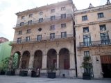 Well maintained colonial building